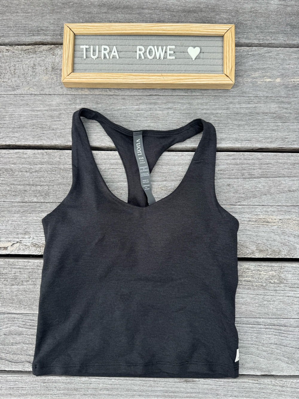 Vuori Halo Performance Crop 2.0 Black Size XXS NWOT 🖤✨